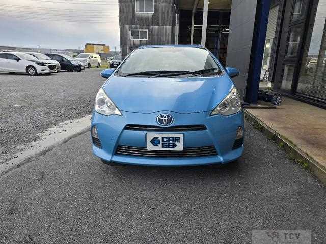 2012 Toyota AQUA