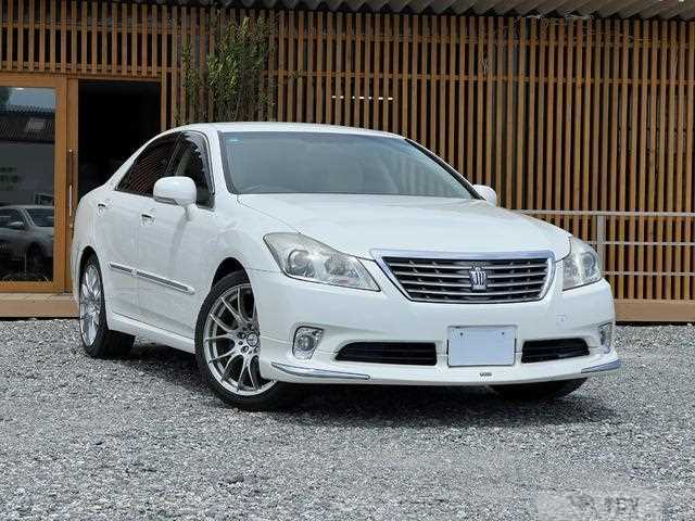 2011 Toyota Crown