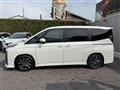 2025 Toyota Voxy