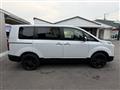 2024 Mitsubishi Delica D5