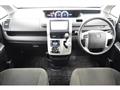 2010 Toyota Voxy