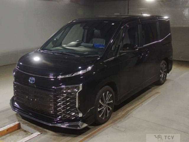 2023 Toyota Voxy