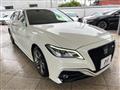 2019 Toyota Crown Hybrid