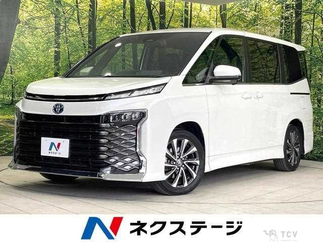 2022 Toyota Voxy