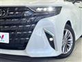 2025 Toyota Alphard Hybrid
