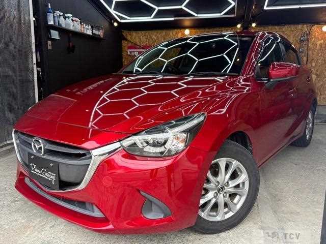 2017 Mazda Demio