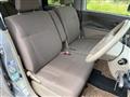 2012 Daihatsu Tanto