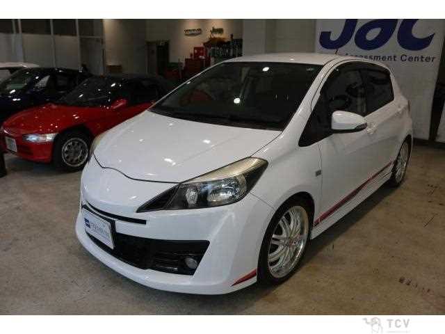 2013 Toyota Vitz
