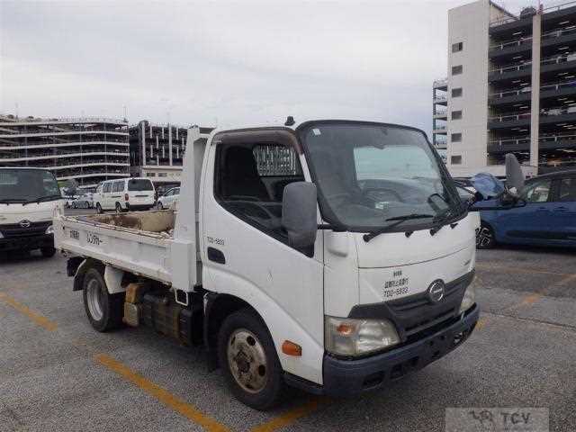 2011 Hino Dutro