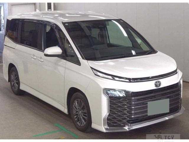2023 Toyota Voxy