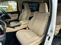2017 Toyota Alphard Hybrid