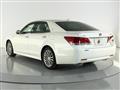 2015 Toyota Crown Hybrid