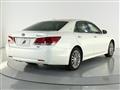 2015 Toyota Crown Hybrid
