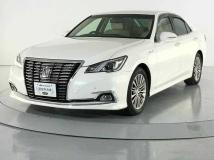 2015 Toyota Crown Hybrid