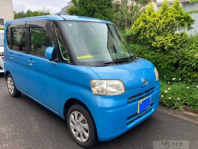 2011 Daihatsu Tanto