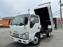 2017 Isuzu Elf Truck
