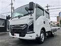 2025 Isuzu Elf Truck