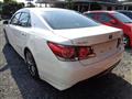 2016 Toyota Crown Hybrid