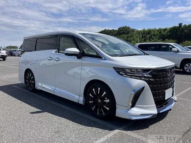 2025 Toyota Alphard Hybrid