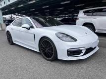 2023 Porsche Panamera
