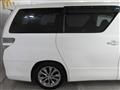 2010 Toyota Vellfire