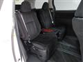 2010 Toyota Vellfire
