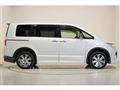 2017 Mitsubishi Delica D5