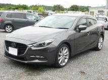 2018 Mazda Axela
