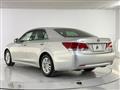 2013 Toyota Crown Hybrid