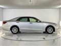 2013 Toyota Crown Hybrid