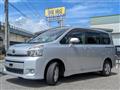 2013 Toyota Voxy