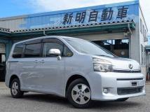 2013 Toyota Voxy