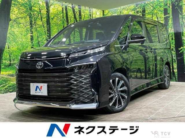 2022 Toyota Voxy