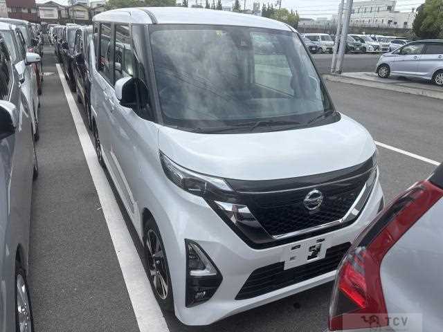2023 Nissan ROOX