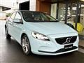 2017 Volvo V40