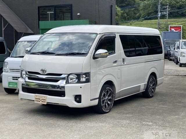 2010 Toyota Regiusace Van