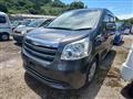 2009 Toyota Noah