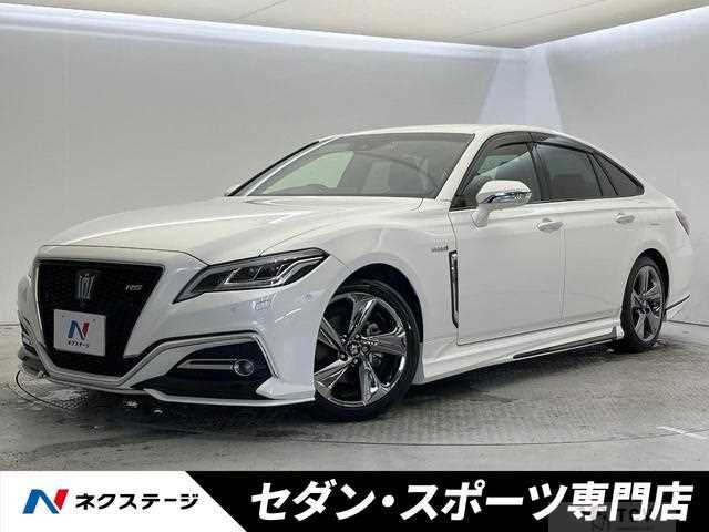 2018 Toyota Crown Hybrid