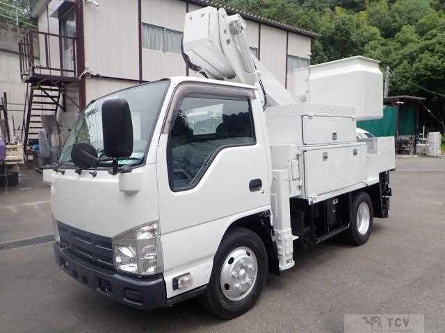 2012 Isuzu Elf Truck