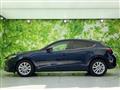 2017 Mazda Axela