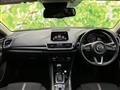 2017 Mazda Axela