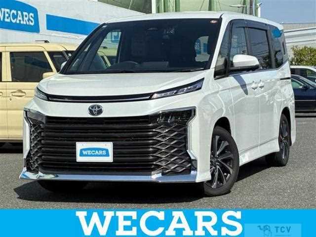 2025 Toyota Voxy
