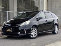 2013 Toyota PRIUS α