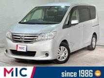 2013 Nissan Serena