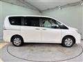 2011 Nissan Serena