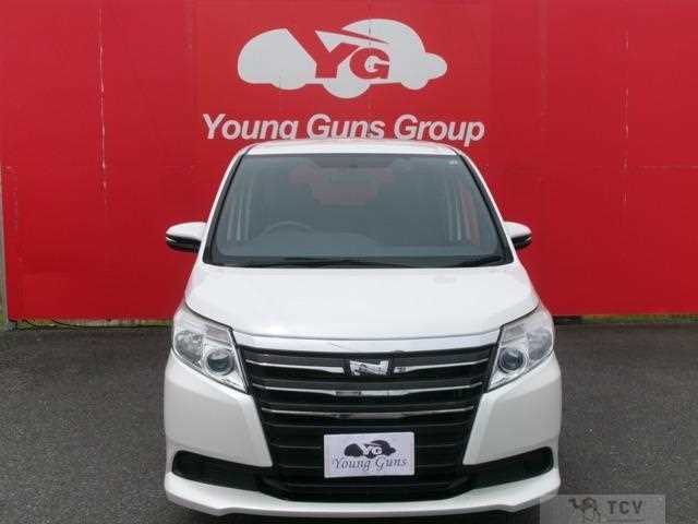 2015 Toyota Noah
