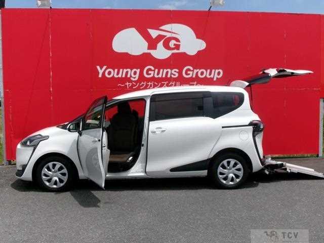 2017 Toyota Sienta