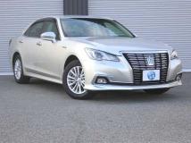 2017 Toyota Crown Hybrid