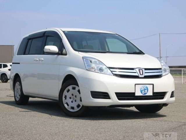 2013 Toyota Isis