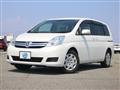 2013 Toyota Isis